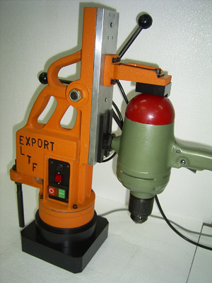 Ralli wolf magnetic store drill machine